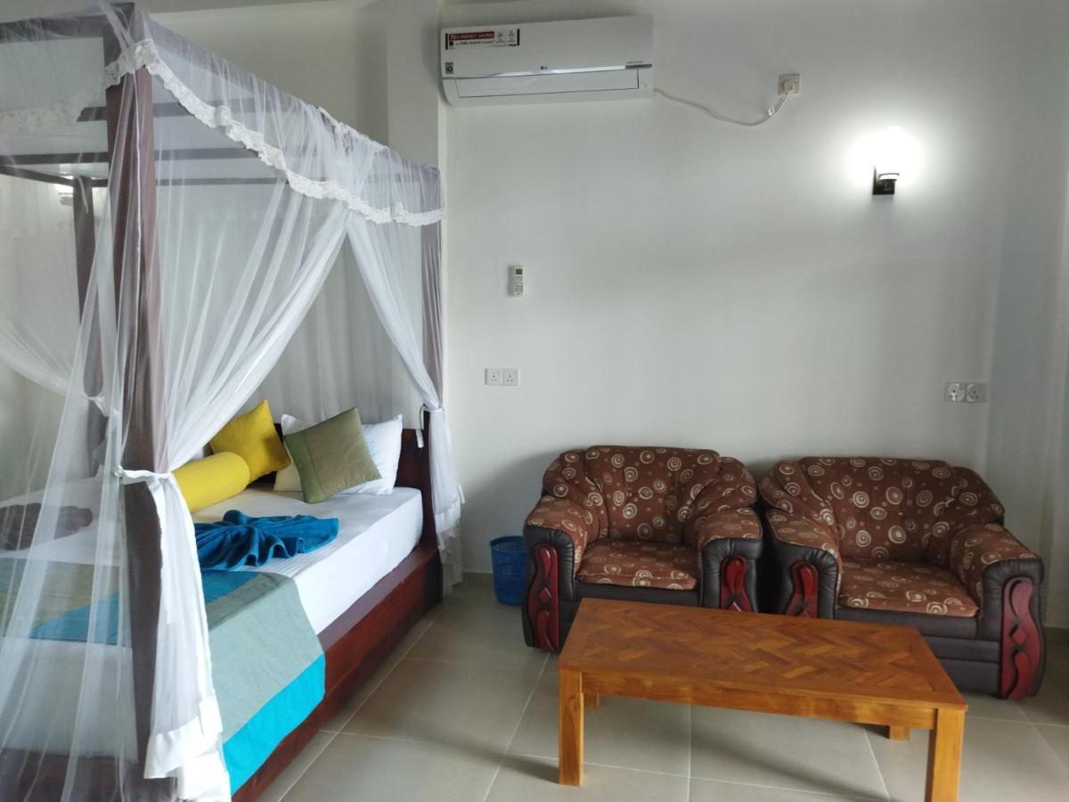 Shanika Beach Inn Tangalle Kültér fotó