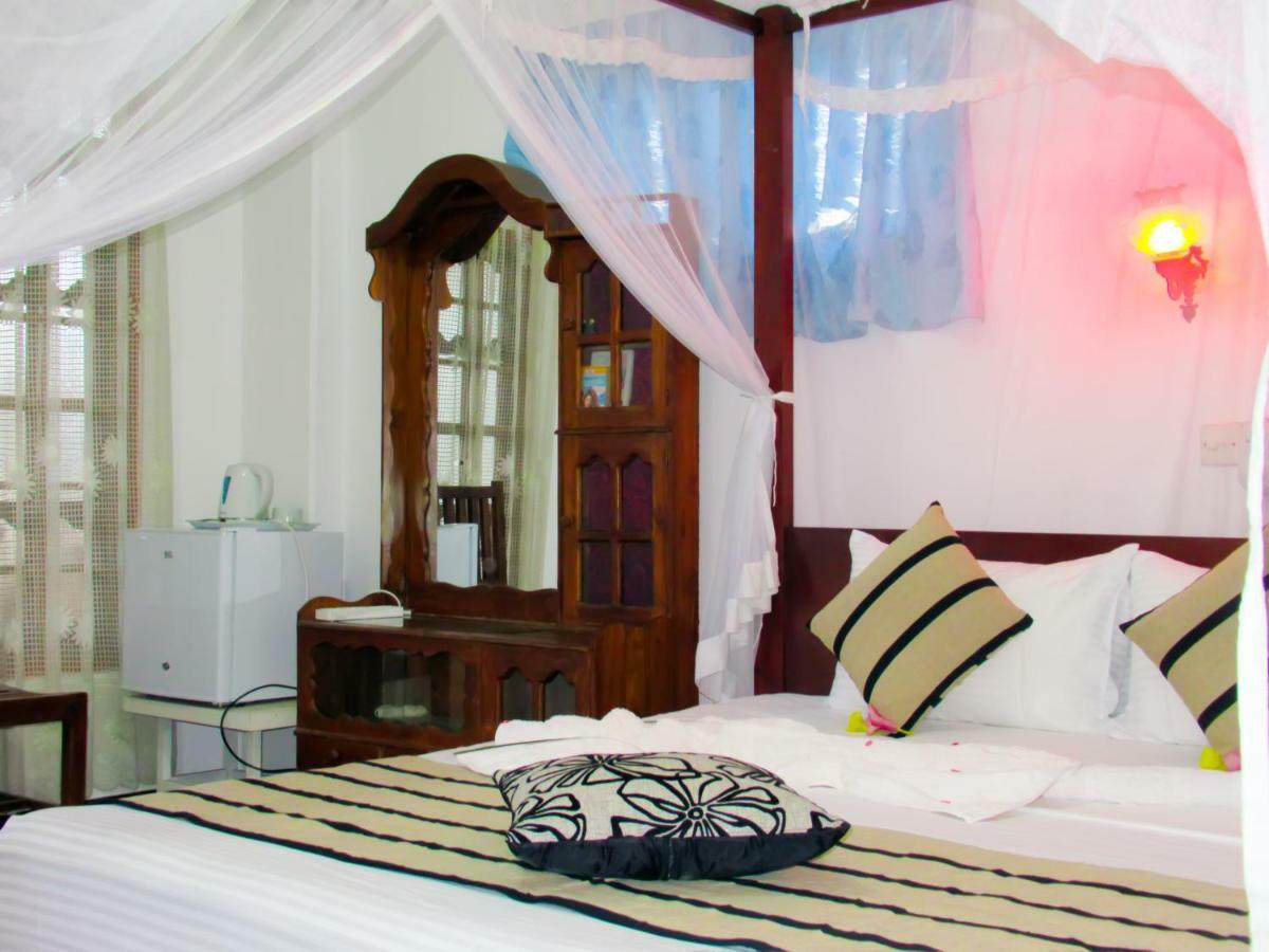 Shanika Beach Inn Tangalle Kültér fotó