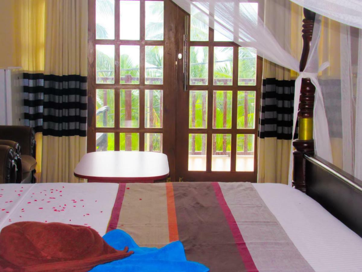Shanika Beach Inn Tangalle Kültér fotó